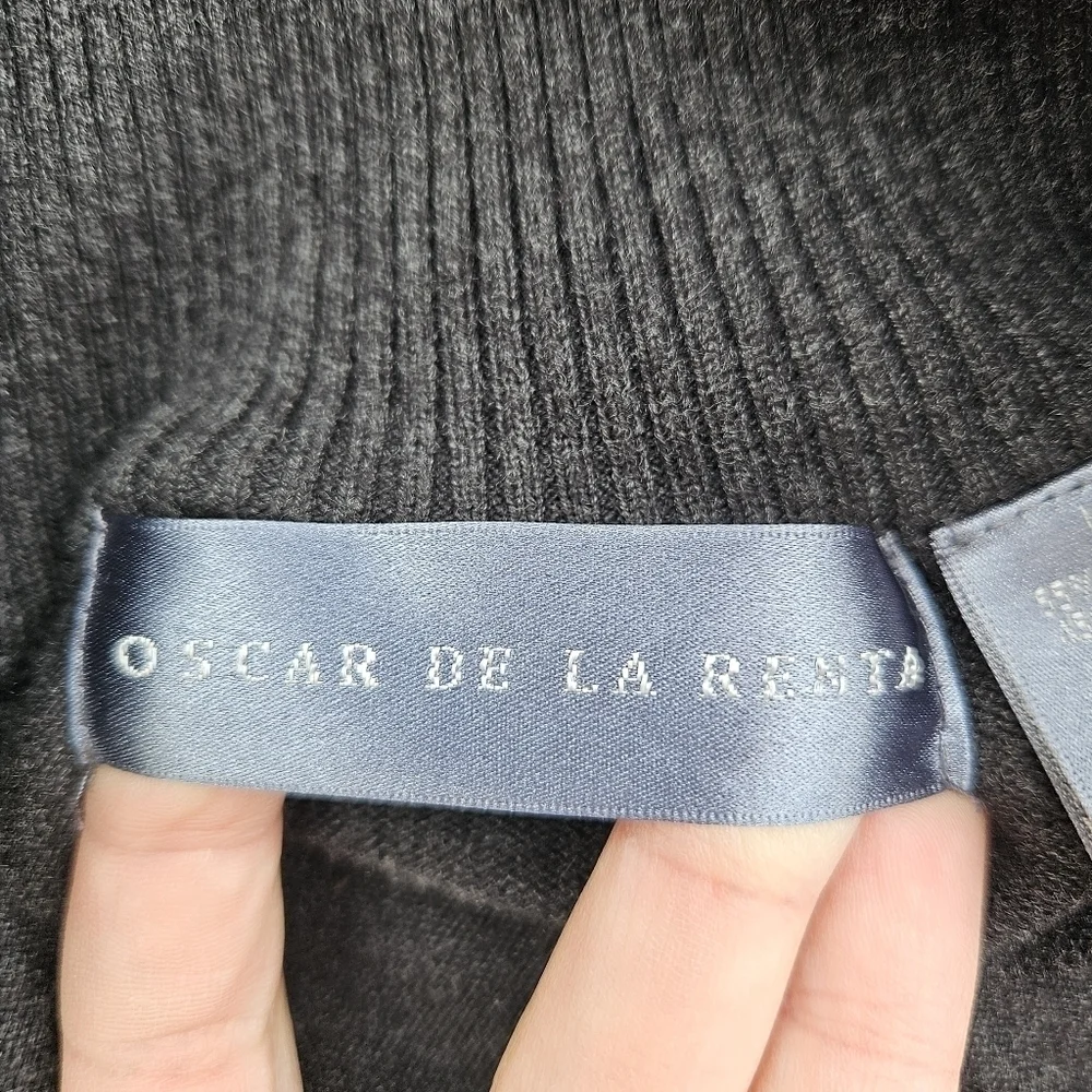 Oscar de la Renta charcoal gray colorblock mockneck full zip cardigan large